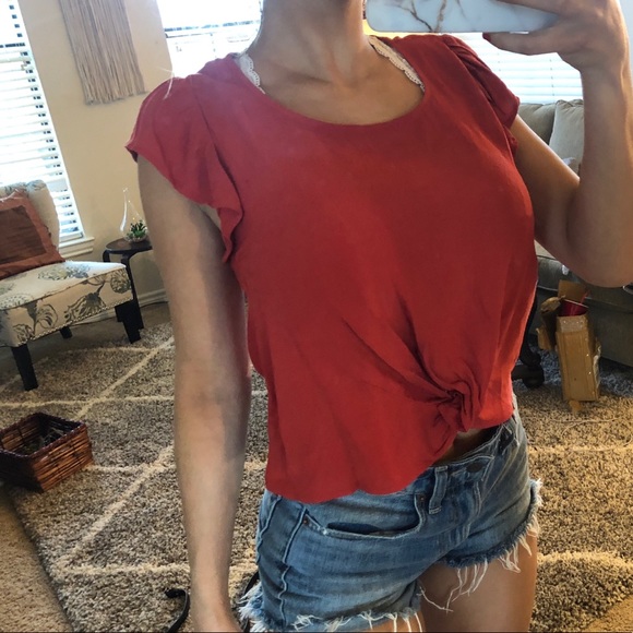 New with tags front tie cropped red top - Picture 2 of 7